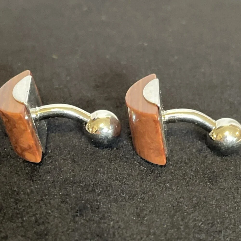 N/A wood tone